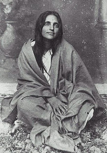 220px-Ma_ananda_moyi